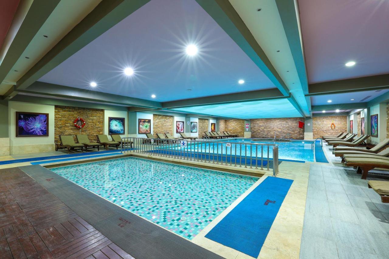 Crystal De Luxe Resort & Spa Kemer Bagian luar foto